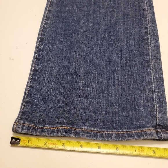Levi's 529 Womens Jeans sz 8 Curvy BootCut Mid Rise Dark Wash Denim Pant - Picture 4 of 11
